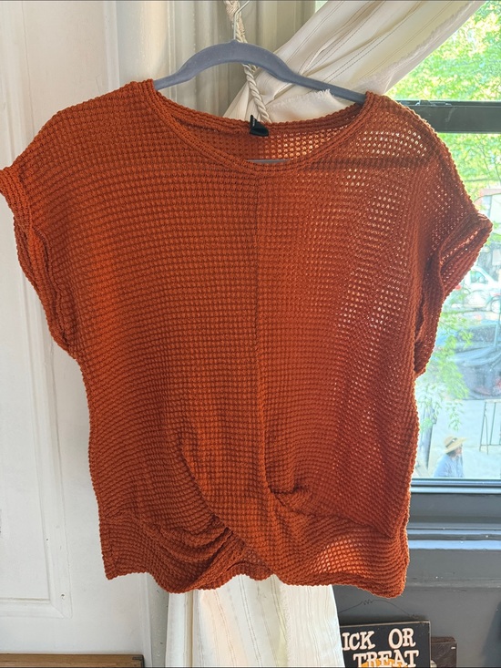 Emery Rose Tops - Women's Open-Knit Short Sleeve Top - Rust